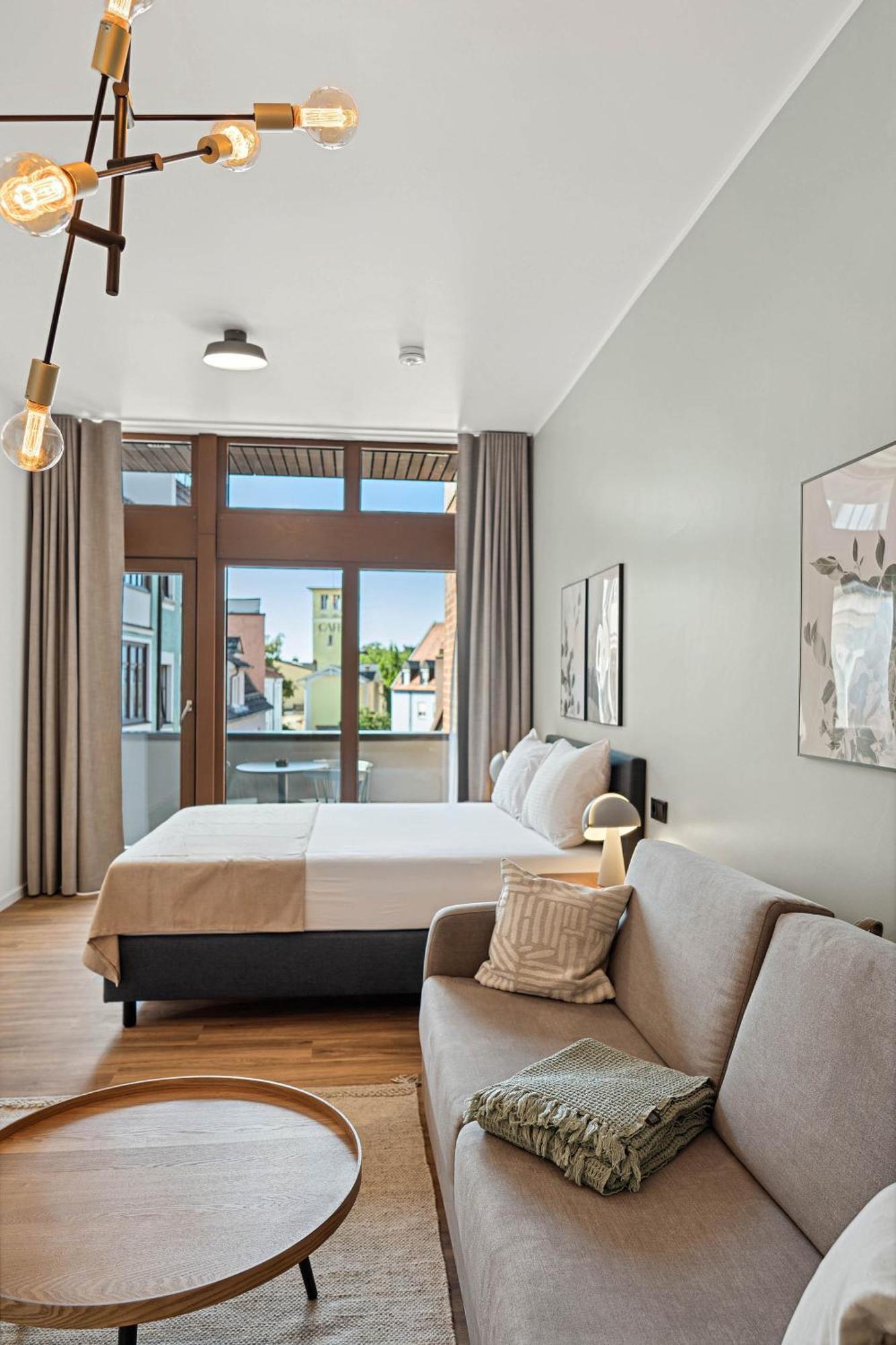 Limehome Memmingen Maximilianstrasse מראה חיצוני תמונה