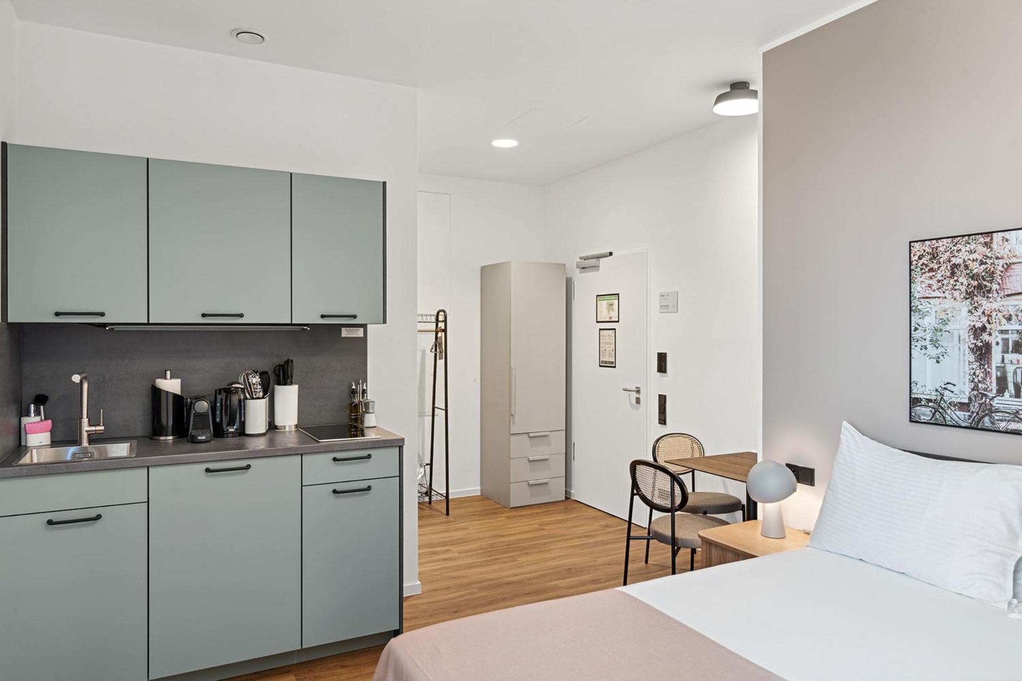Limehome Memmingen Maximilianstrasse חדר תמונה